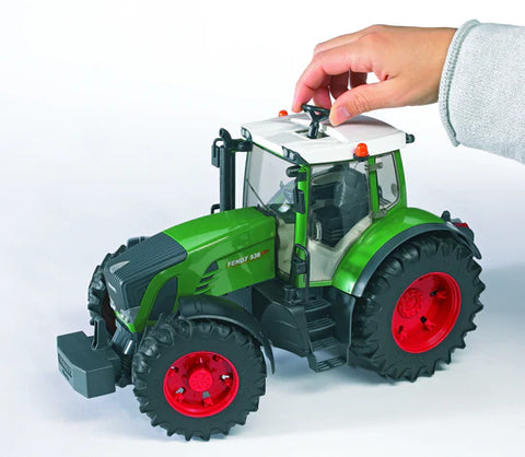 Fendt 936 Vario with loader 1:16