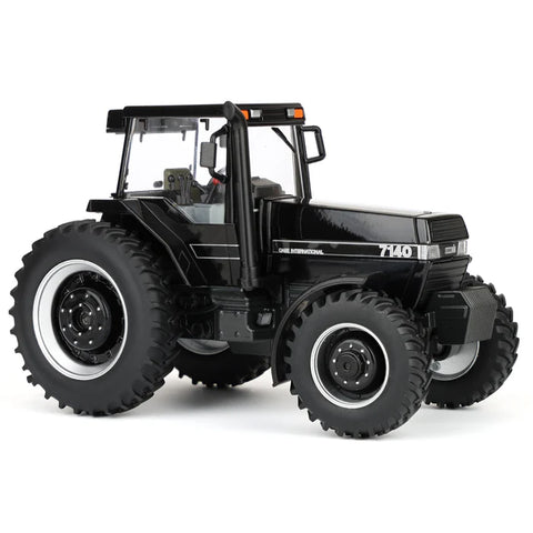 Case IH Magnum 7140 Black Limited edition