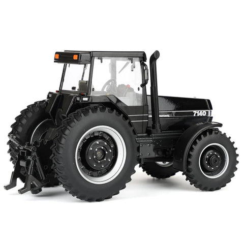 Case IH Magnum 7140 Black Limited edition