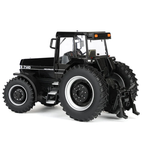 Case IH Magnum 7140 Black Limited edition