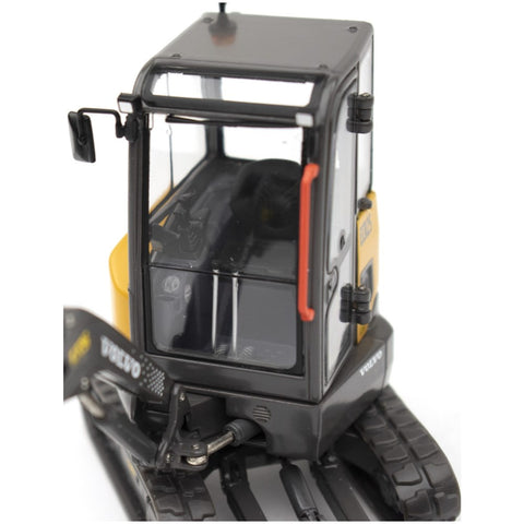 Volvo ECR25 Electric compact excavator 1:32