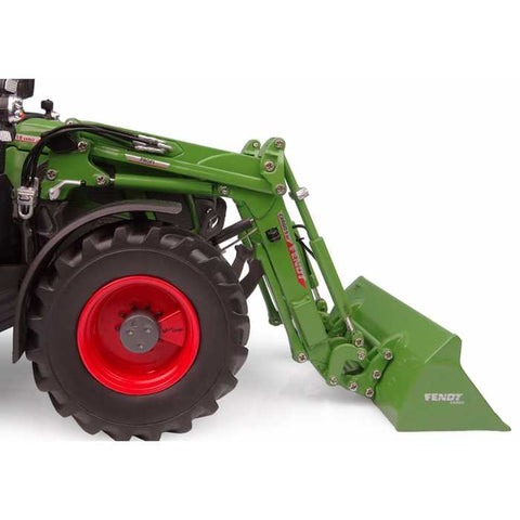 Fendt 618 Vario with frontloader 1:32