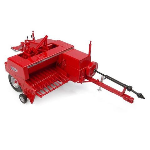 Massey Ferguson 224 square baler 1:32