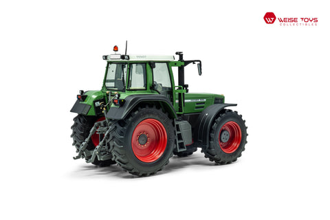 Fendt Favorit 824 1:32